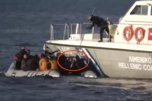  Yunan Sahil Güvenliğinden Ege Denizi'nde insanlık dışı uygulama