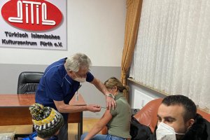 DİTİB camilerinde hafta sonu düzenlenen aşı kampanyalarına yoğun ilgi