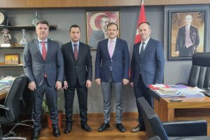 TBMM Komisyon Başkanı Çavuşoğlu, Batı Trakyalı belediye başkanlarını kabul etti