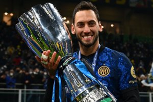Inter'de Çalhanoğlu aralık ayının en iyi oyuncusu seçildi