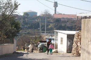Yahudi yerleşimcilerden Batı Şeria'da Filistin köyüne ırkçı saldırı