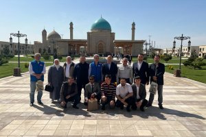Özbekistan'da dostluk ve kardeşlik fidanı dikildi