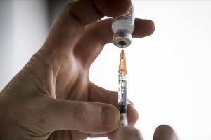 BioNTech Alman hükümetiyle aşı üretim sözleşmesi izaladı