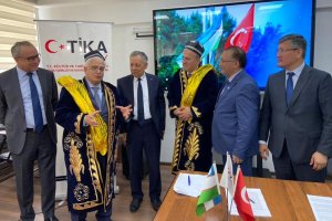 TİKA'dan Özbekistan'da Türk Dili Laboratuvarı'na ekipman desteği