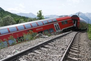 Almanya'nın Garmisch-Partenkirchen şehrindeki tren kazasında 4 kişi öldü
