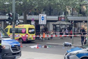 Berlin'de Ermeni kökenli bir kişi aracını yayaların üzerine sürmesi sonucu 1 kişi öldü