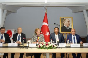 TBMM komisyonu Almanyalı Türklerin sorunlarını dinliyor