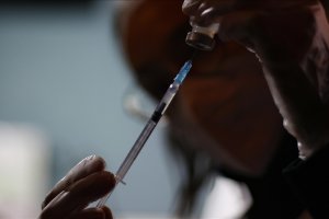 Avustralya 450 bin doz maymun çiçeği aşısı aldı