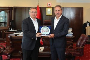 UID Genel Başkanı Kuş'tan Trakya Üniversitesi Rektörü Tabakoğlu’na nezaket ziyareti
