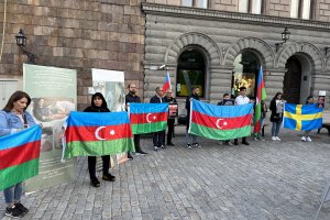Ermenistan'ın Azerbaycan'a saldırıları protesto edildi