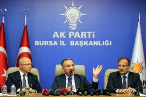 Bakan Bozdağ, AK Parti Bursa İl Başkanlığını ziyaret etti