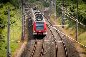 Hollanda tren seferleri azaltıyor