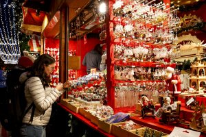 Almanya'nın geleneksel Noel pazarları enerji krizinin etkisi altında kuruldu