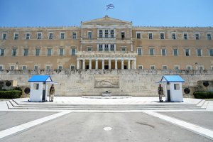 Yunanistan’da dinleme skandalı, Yunan Parlamentosu'nda görüşüldü