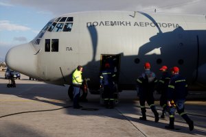Yunanistan arama kurtarma özel ekibi Türkiye'ye destek için yola çıktı