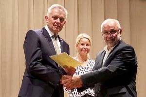 Moosburg Belediyesi, gönüllü hizmet veren DİTİB yöneticilerini ödüllendirdi