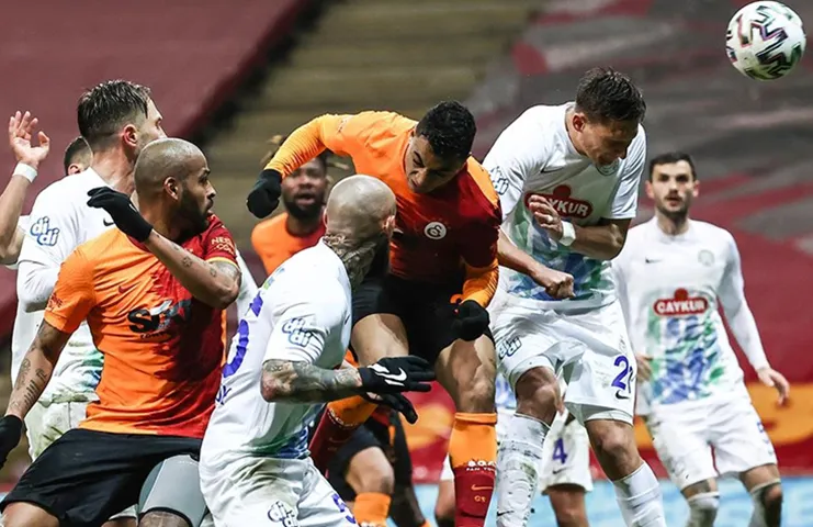 Süper Lig'in 31. haftasında Çaykur Rizespor, Galatasaray'ı 4-3 mağlup etti.