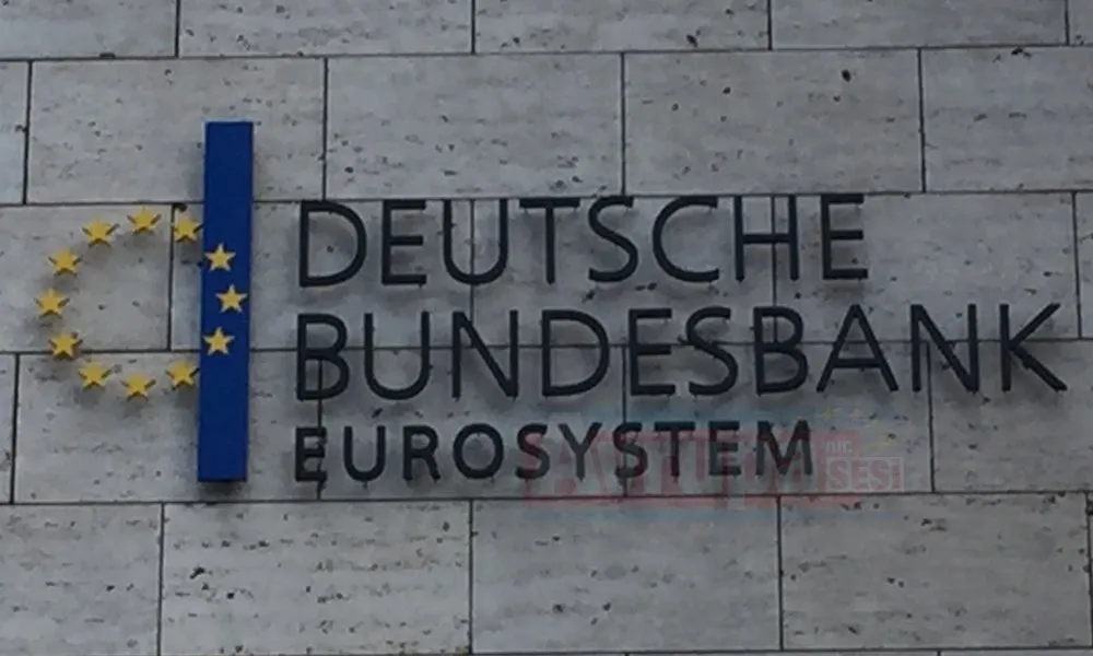 BERLİN     Almanya Merkez Bankası Yönetim Kurulu Üyesi Burkhard