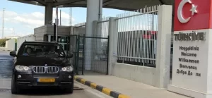 CHP'nin meclise taşıdığı 185 gün şartı düzenlemesi kaldırıldı. Artık kimse