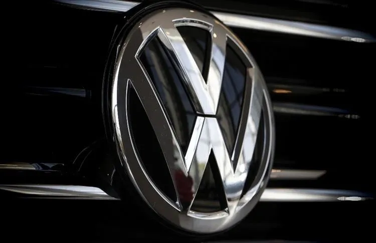 Alman otomobil üreticisi Volkswagen (VW) Grubunun, en büyük pazarlarından Çin’deki