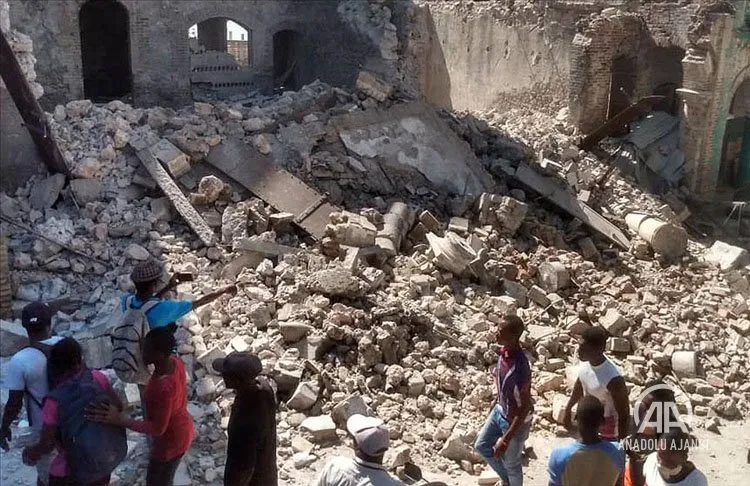 Haiti açıklarında meydana gelen 7,2 büyüklüğündeki depremde ölü sayısı 227'ye