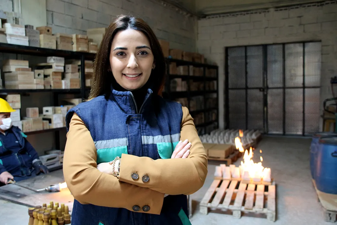 Konya'da yaşayan İrem Buse Karçaaltıncaba, genç yaşta girdiği döküm sektöründe