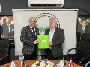 Gümülcine Kozlukepir Belediye Başkanı Rıdvan Ahmet, Belediye Başkan Yardımcısı İbrahim