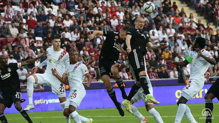 Beşiktaş, Spor Toto Süper Lig'in 11. haftasında Atakaş Hatayspor'a konuk