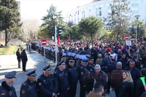 TİRAN

