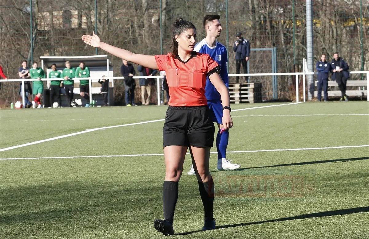 BERLİN

