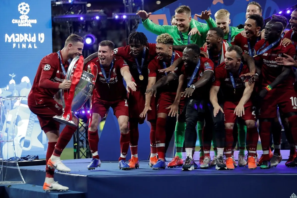   UEFA Şampiyonlar Ligi finalinde Tottenham'ı 2-0 mağlup eden Liverpool,