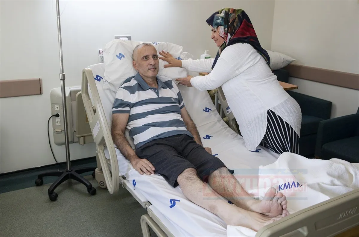Hollanda'da bağırsak lenfoması teşhisi konulan ve 15 günlük ömrü kaldığı
