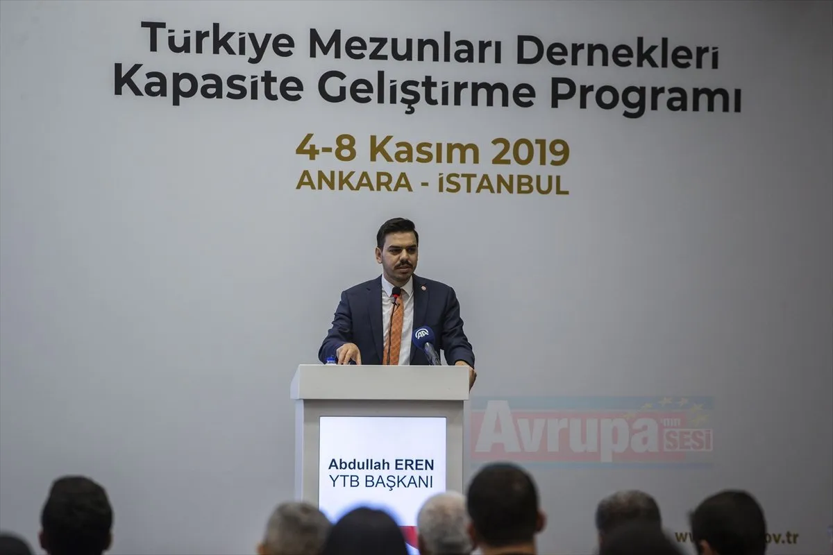 'Türkiye'nin her zaman söyleyeceği sözü var. 'Türkiye Türkiye'den büyüktür' ifadesinin