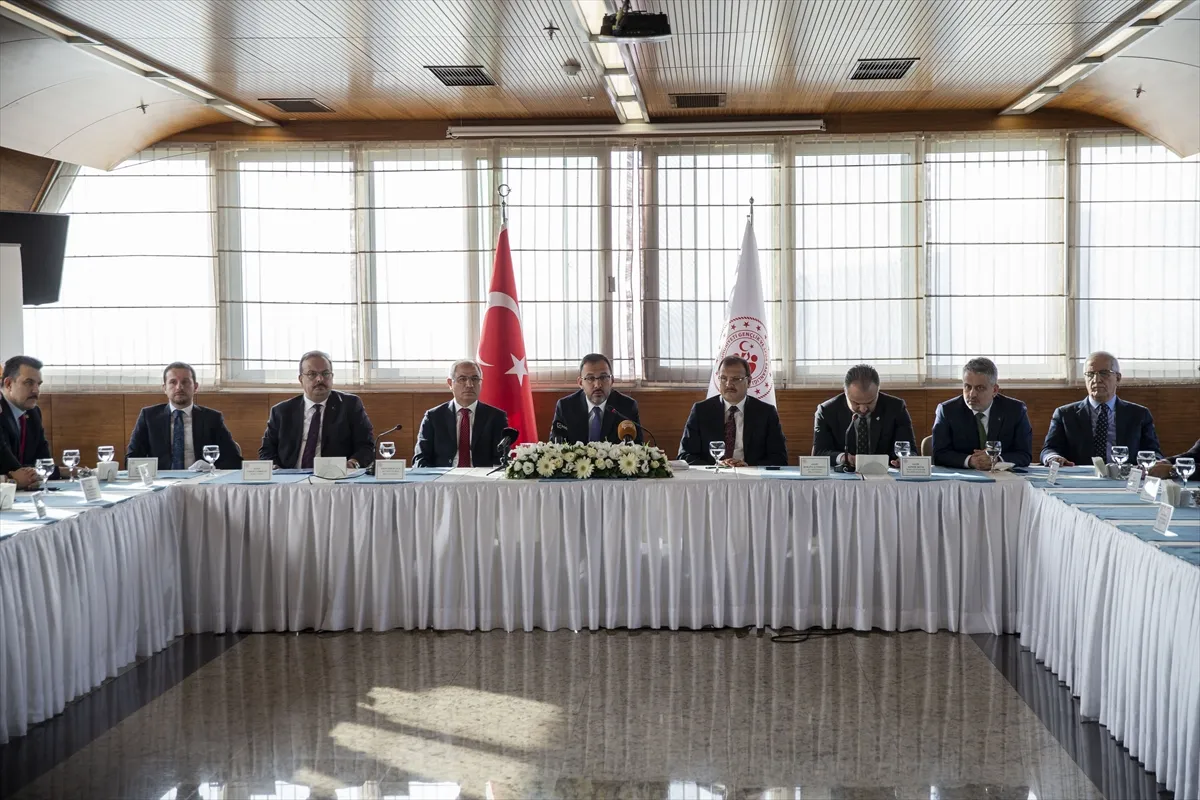 Bakan Mehmet Muharrem Kasapoğlu: "Pek çok branşta hizmet verecek tesisleri