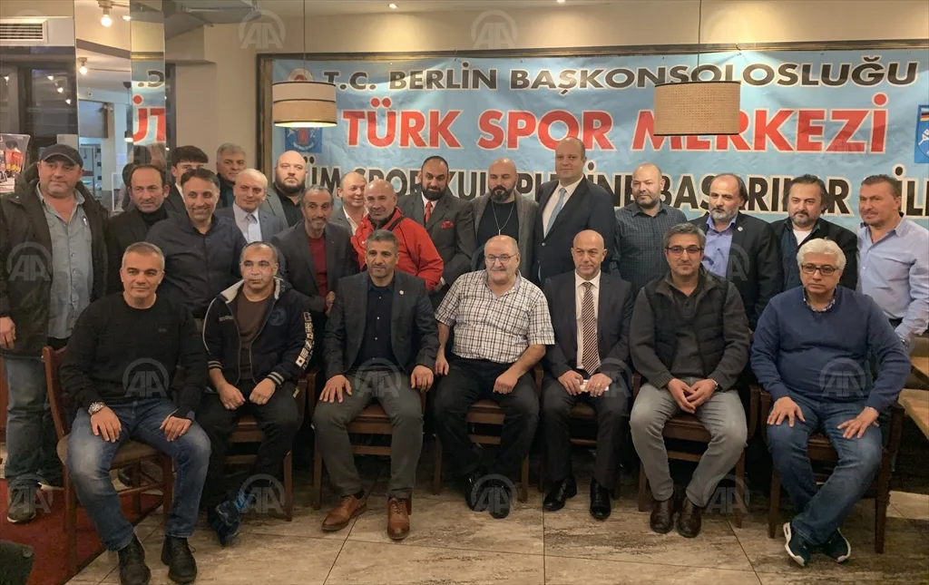 Berlin Futbol Federasyonunun (BFV) Uyum Sorumlusu Mehmet Matur, Almanların, ülkede