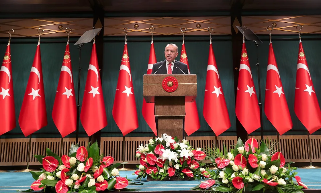 Cumhurbaşkanlığı Külliyesi'nde düzenlenen Cumhurbaşkanlığı Kabine Toplantısı'nın ardından millete seslenen Cumhurbaşkanı