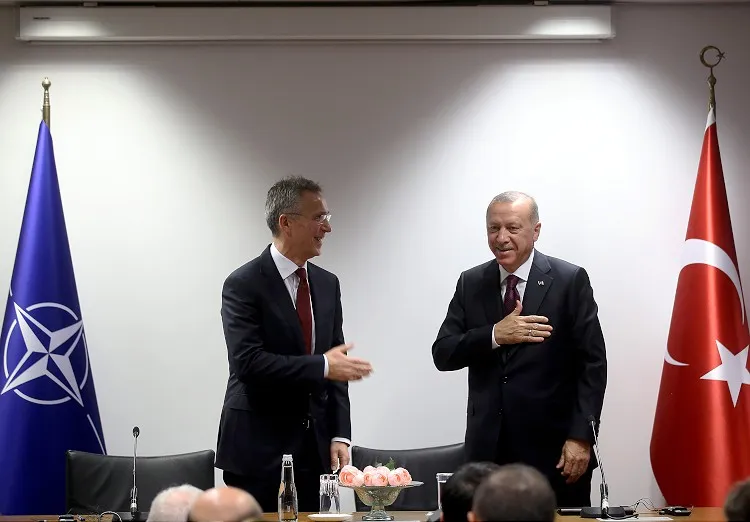 Çin'de ortaya çıkarak dünyaya yayılan yeni tip koronavirüs (Kovid-19) salgınının