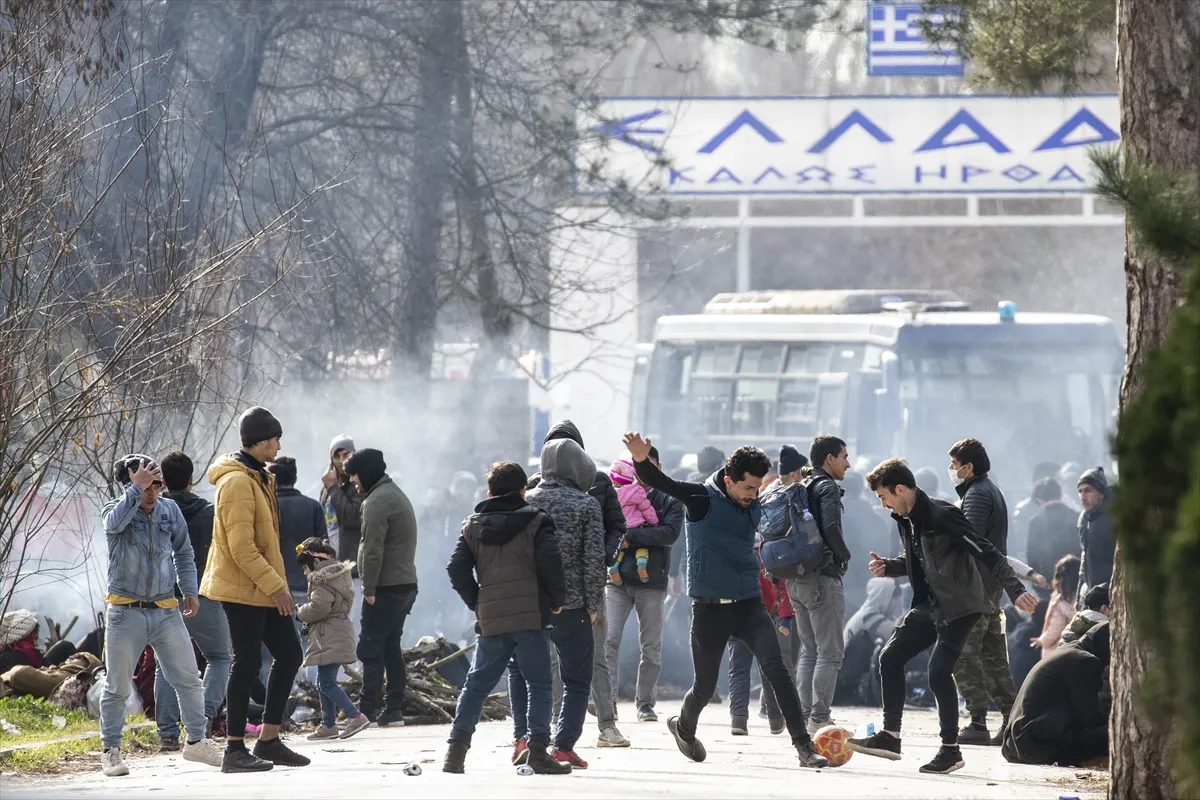 Avrupa'ya geçmek için Edirne'ye gelen düzensiz göçmenlerin yasa dışı yollarla