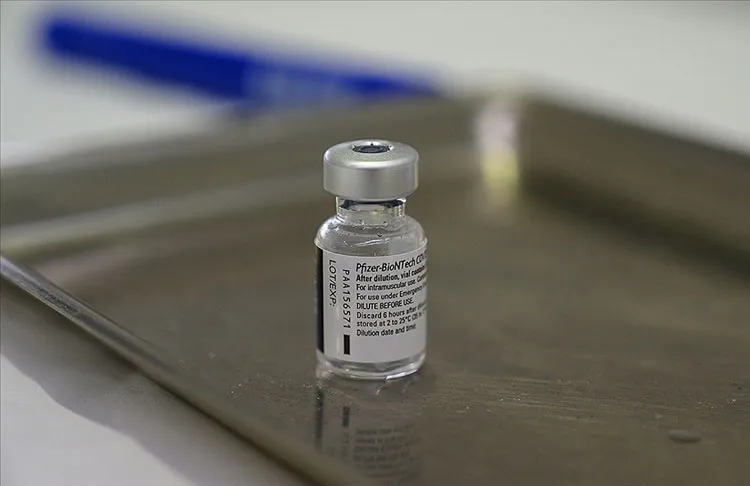 Avrupa Birliği, BioNTech-Pfizer'in yeni tip koronavirüse karşı geliştirdiği aşıdan ikinci