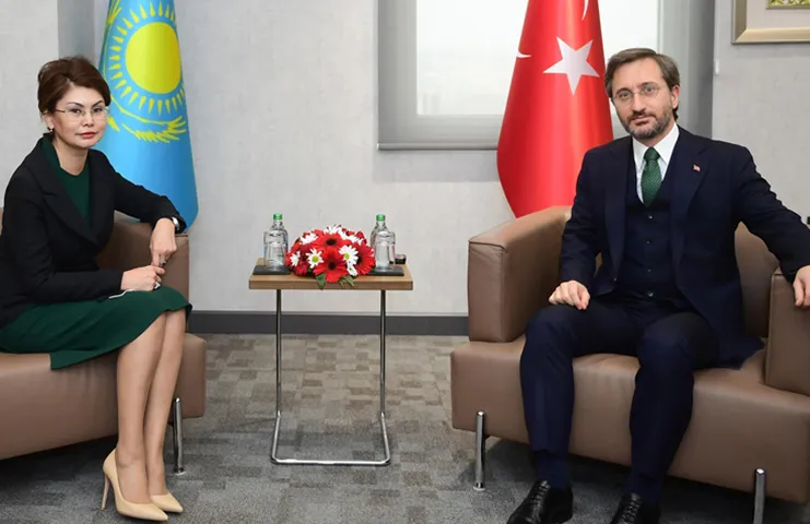 Baş başa ve heyetler arası gerçekleşen görüşmede, medya ve iletişim