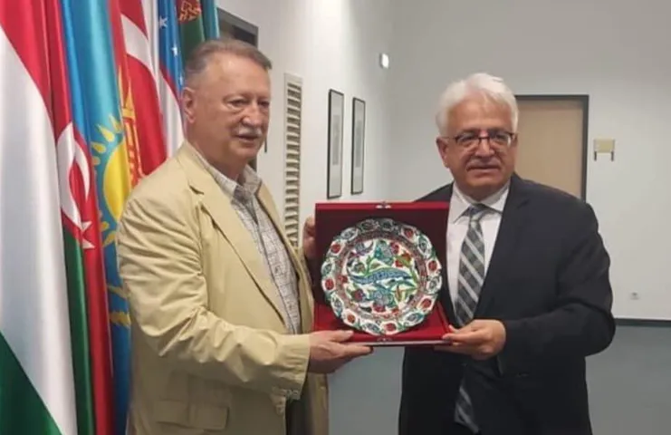 TİKA Başkan Yardımcısı Dr. Mahmut Çevik, Macaristan'ın başkenti Budapeşte’de, Türk