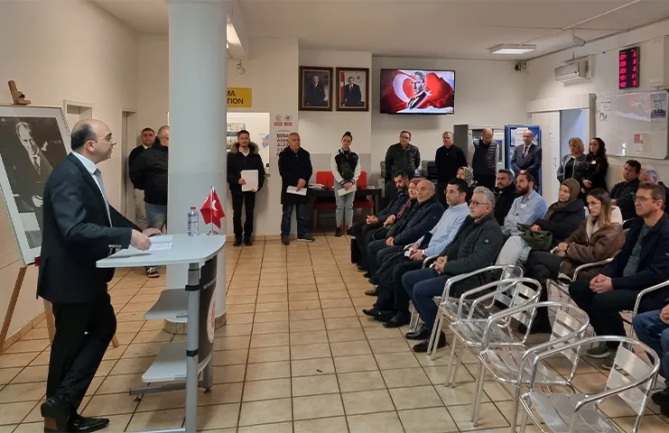 Türkiye Cumhuriyetinin kurucusu Gazi Mustafa Kemnal Atatürk T.C Münster Başkonsolosluğunda