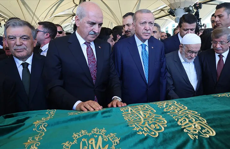 Cumhurbaşkanı Recep Tayyip Erdoğan, Saadet Partisi Kurucu Genel Başkanı Recai