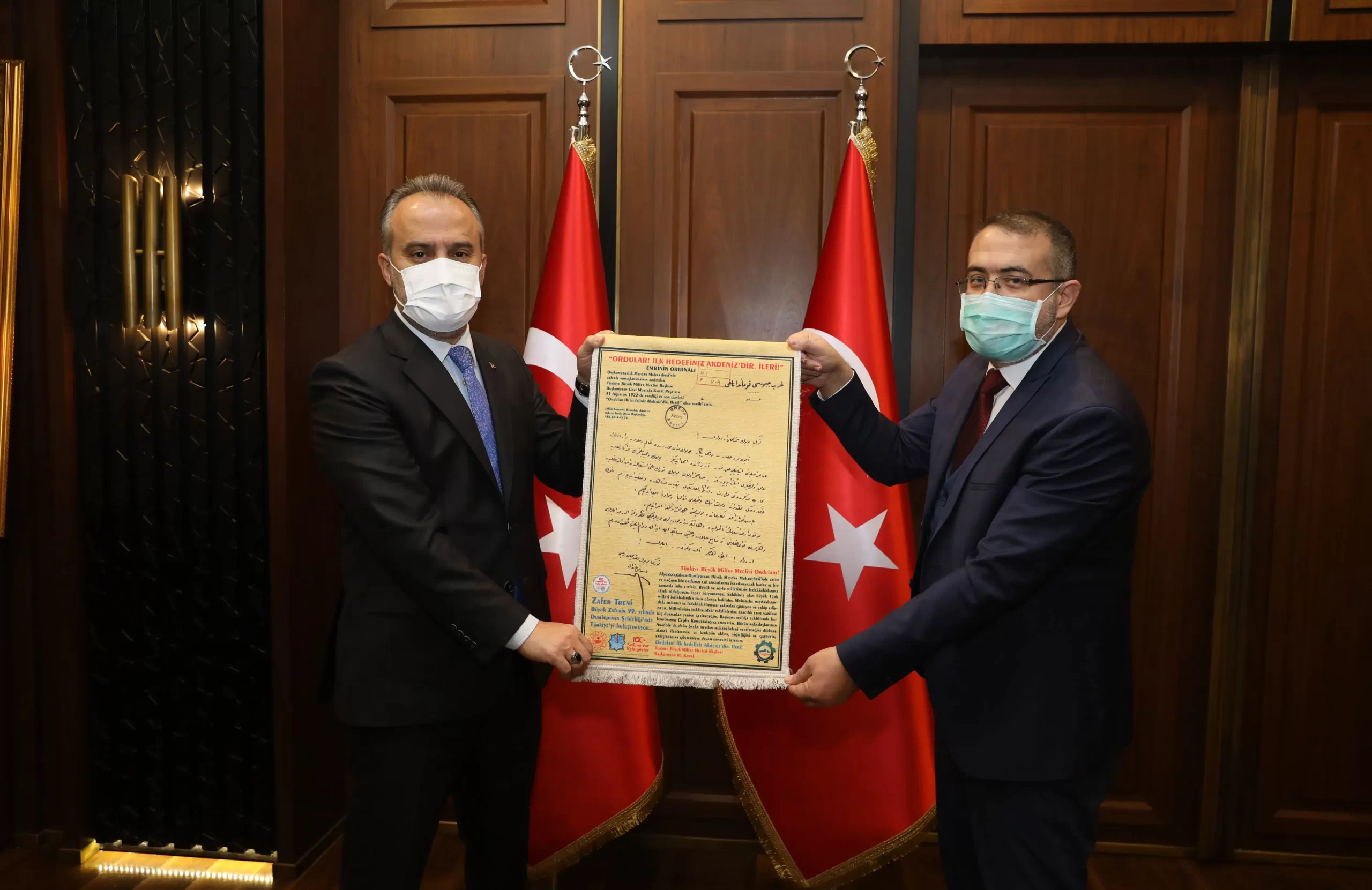 Bursa Büyükşehir Belediye Başkanı Alinur Aktaş’ın Onursal Başkanlığı’nı yaptığı Dumlupınar