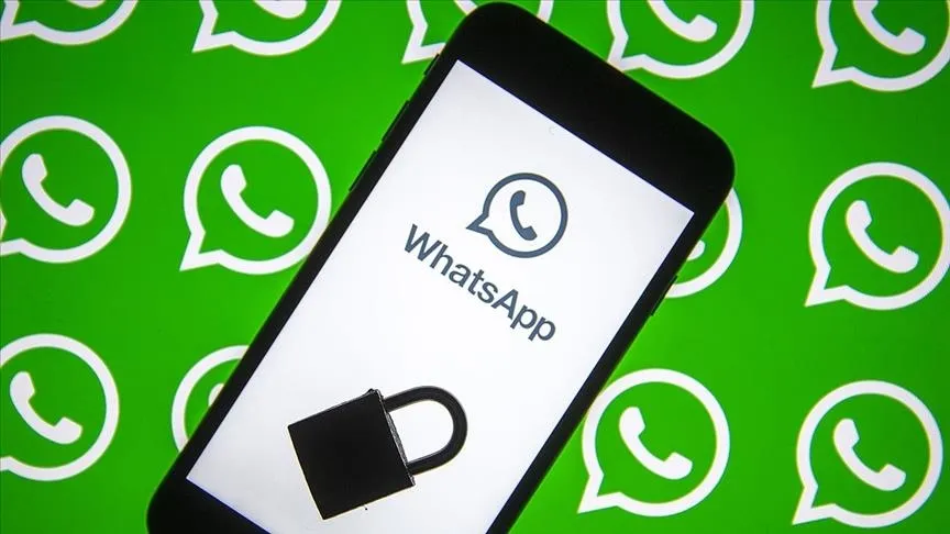 Sosyal medya şirketi Facebook'un bünyesinde bulunan mesajlaşma platformu WhatsApp, kullanıcıları
