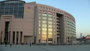 Gezi Parkı soruşturmasında Can Dündar hakkında yakalama kararı çıktı  