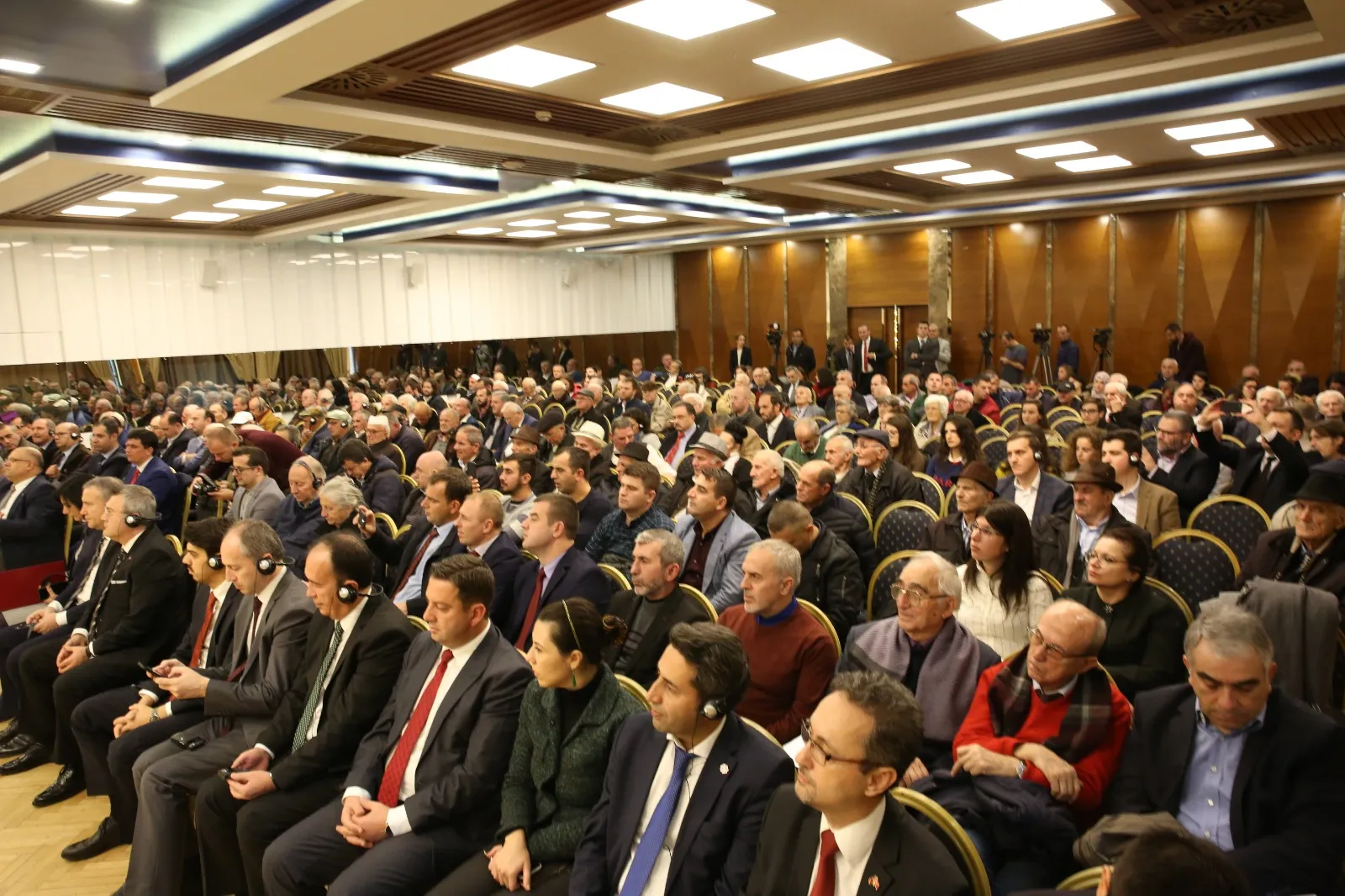 YTB’den Arnavutluk'ta "Osmanlı" Sempozyumu     Başkanlığımız ile Arnavutluk'ta faaliyet