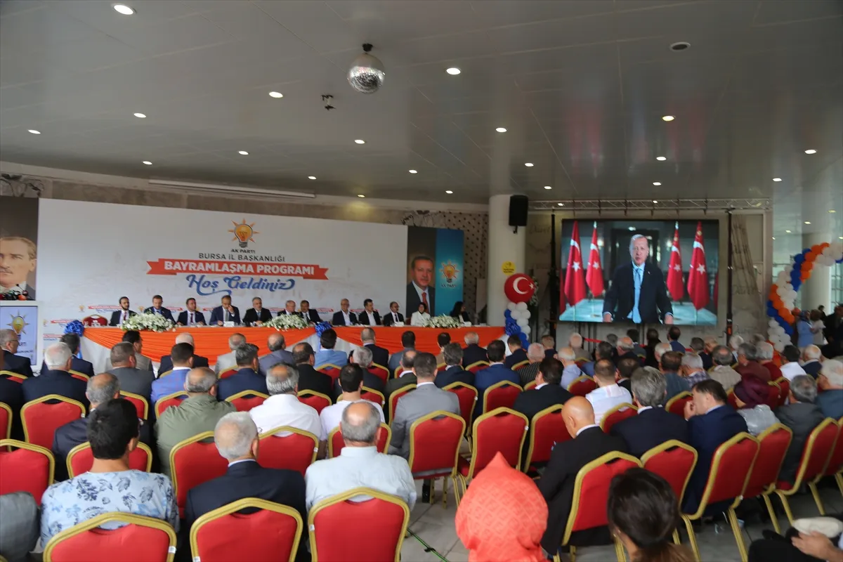 TBMM İnsan Haklarını İnceleme Komisyonu Başkanı Hakan Çavuşoğlu: 
"Hala adaylarını