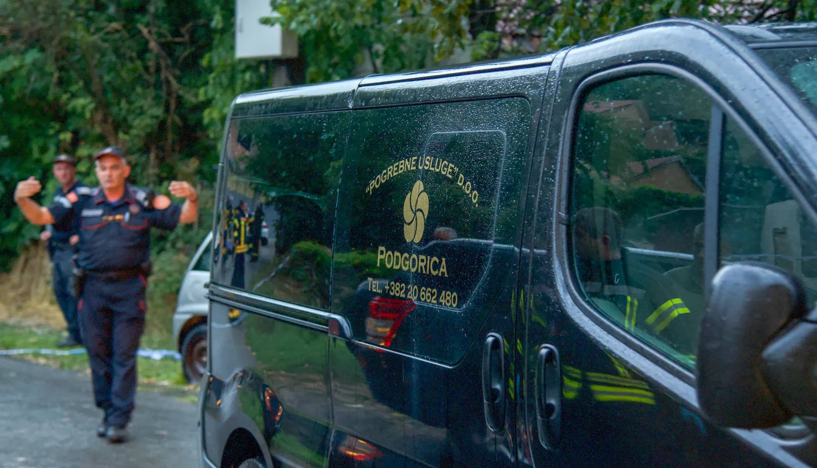 Karadağ'ın Cetinje kentinde bir saldırganın, önce kendi ailesine ardından polislere