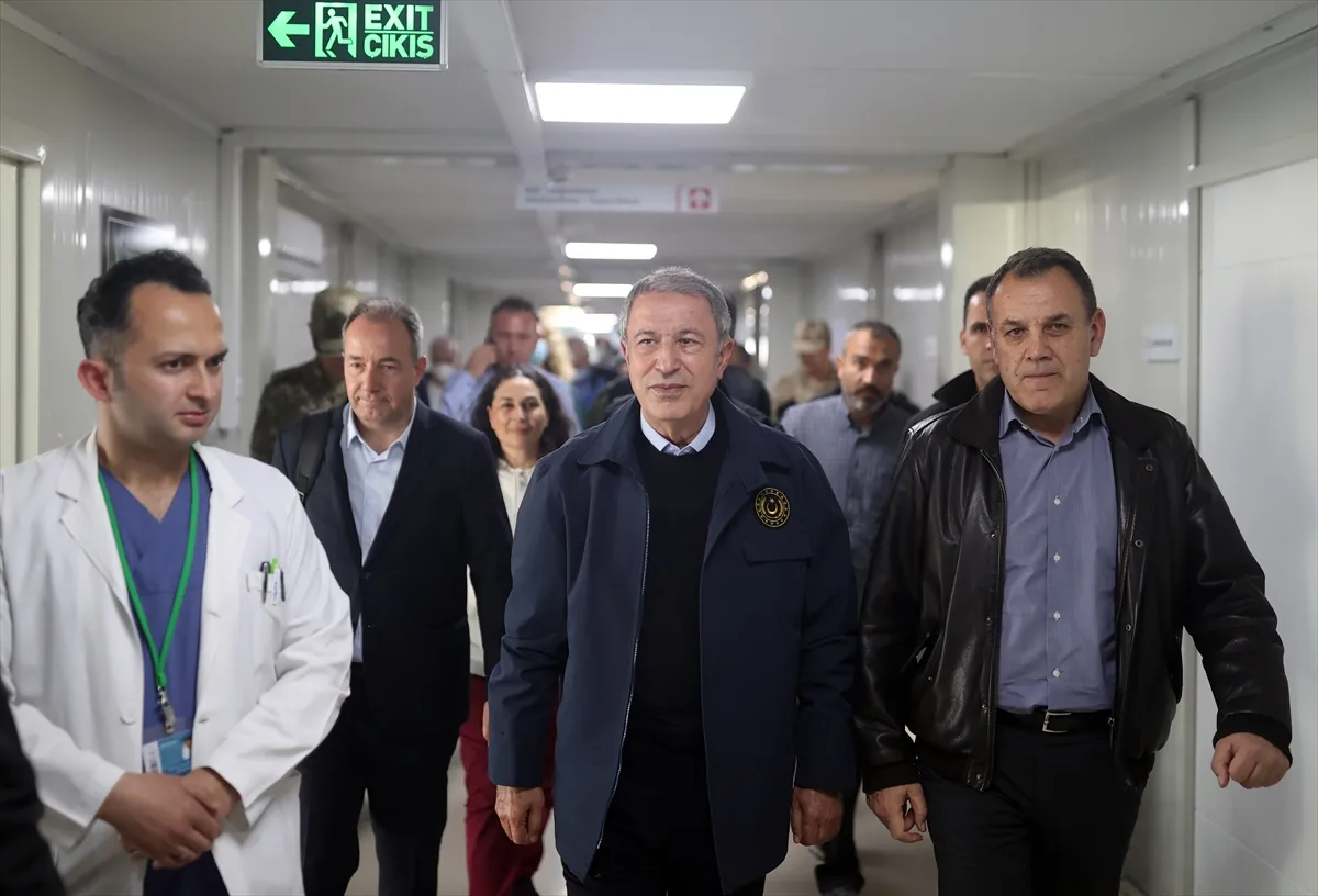 Milli Savunma Bakanı Hulusi Akar, Yunanistan Savunma Bakanı Nikolaos Panagiotopoulos